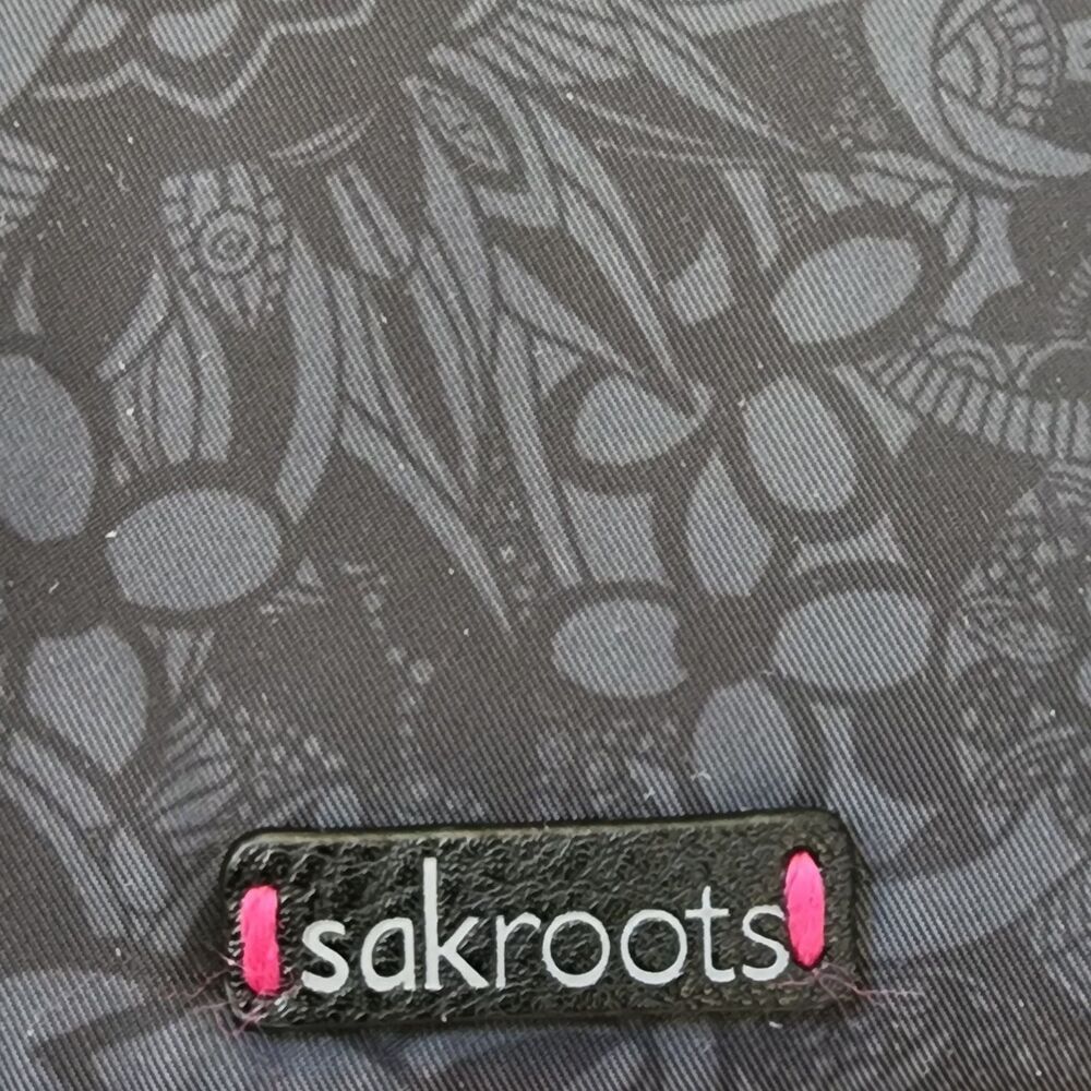 Sakroots Coin Purse Keychain ID Card Holder Black Grey Floral Art - Picture 4 of 4